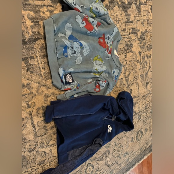 4T toddler sweatshirts - Picture 2 of 2